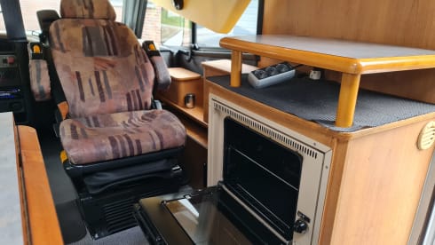 Buurtje – 5p Dethleffs integrated from 1997