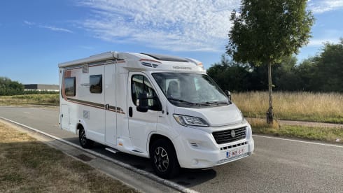 Weinsberg CaraCompact 600 MF B AUTOMATIC