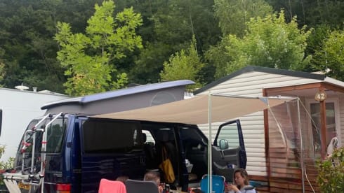 Carloz – * VW California Westfalia - Full option Campervan *