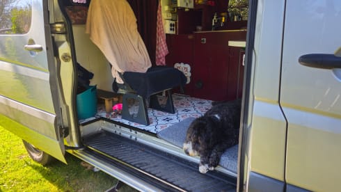 "Mijn-Crafter" sfeervol Off grid  – 2p Volkswagen bus uit 2008