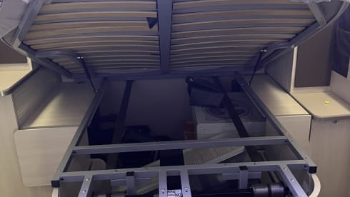 4p Chausson semi-integrated from 2019