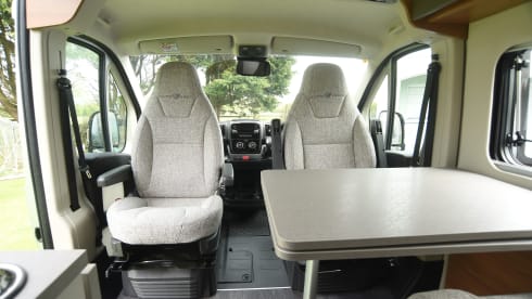 Acer – Delux Campervan with toilet/shower. Sleeps 4 travels 4