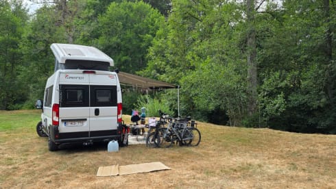 Happy Camper Days – Peugeot Dreamer met daktent 