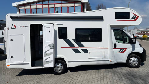 Bavarian Camper 1 – Unglaubliche 7 Schlaf- & Sitzplätze. Der Challenger C 256 - neu 2025!