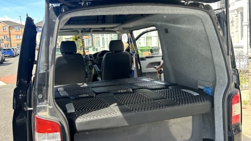 Tulula  – Your Surf-Ready VW Day Van for Coastal Adventure!!