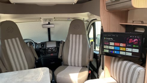 De Dennenappel – Beautiful Knaus motorhome 2013