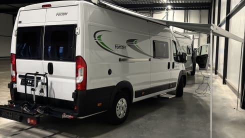Grijs – 2p Eura Mobil bus from 2022
