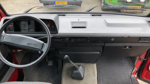 Spacious Retro Volkswagen T3 fully equipped