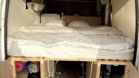 2p Ford campervan from 2002