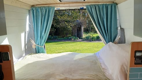 Marguerite – Perfect for 2. Dog-friendly too!