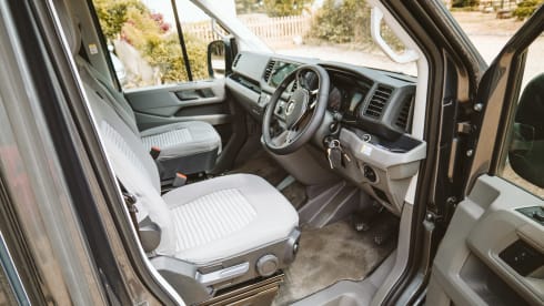 The Holiday Van – Brandneu – VW Grand California – 4 Schlafplätze – inkl. Dusche, Toilette und Küche