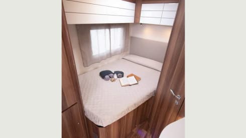 Dymond Camper – 6 berth Fiat 