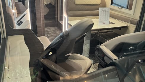 5p McLouis integrated uit 2023