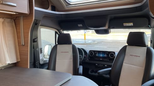 Weinsberg CaraSuite 640 MEG MB AUTOMATIC