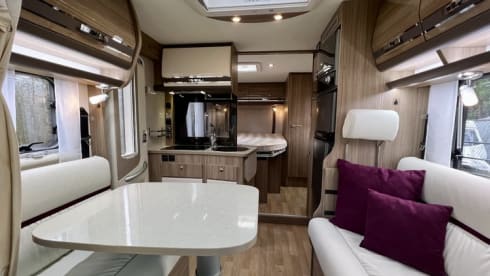 3 berth Motorhome Rapido 640