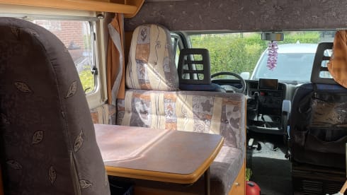 Reispaleis – 6p LMC alcove from 2003