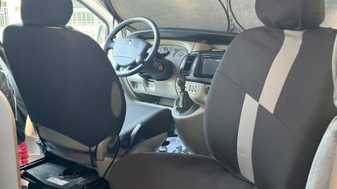 Van camperizzato Renault 