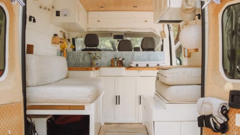 de Krullenbus – Bus Peugeot 2 places de 2012