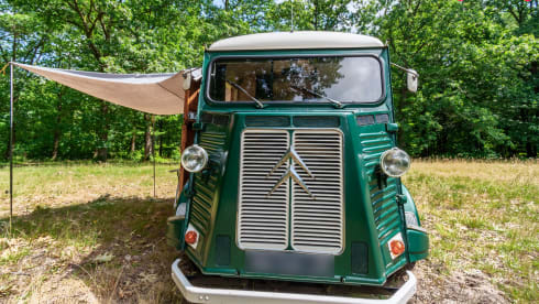 Woody – Classic Citroen HY 1976 bus camper