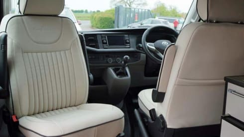 Beau – Ultimate luxury! Fully appointed 4 Berth VW Camper