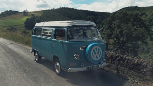 Phoebe 1970 – 4 berth Volkswagen campervan from 1970