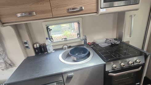 BROLA – 6 berth Fiat alcove from 2021