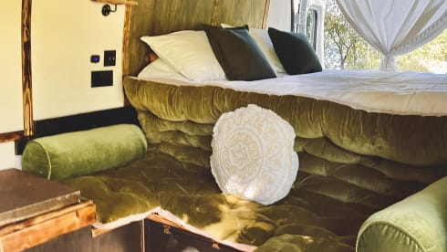 The Cosy Wee Pickle – Your Quirky Campervan Escape