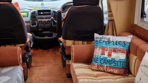 2 berth Peugeot semi-integrated from 2005