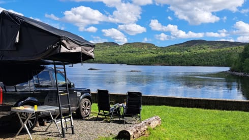 Disco – Land Rover 2p con tenda sul tetto 