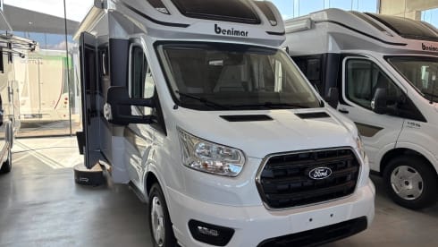 5p Benimar 2026 type Cocoon 463 semi-integrated