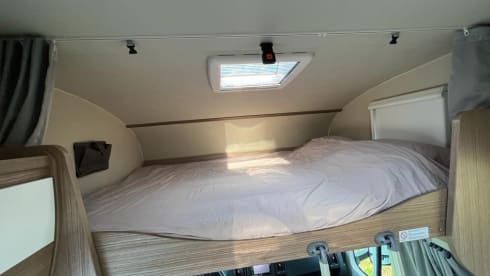 Lousje – Carado 3 4 or 6 person automatic 