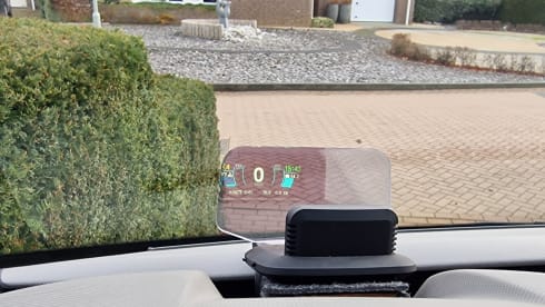 Oos Böske – Oos Böske – Buscamper 2/3 person Renault Master (2 x length bed!)