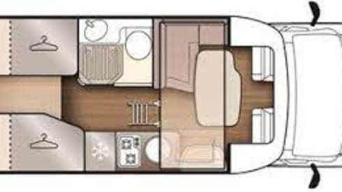 7 – 2/4 seater McLouis Sovereign Semi-Integral 2022