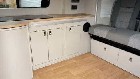 Van-Dan-Da-Loss – Camper Volkswagen a 4 posti letto, modello 2021