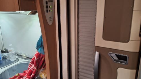 3p Knaus semi-integrated from 2006