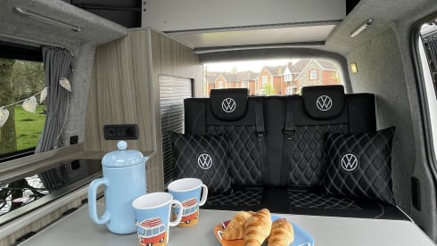 Badger  – Salisbury Camper Van