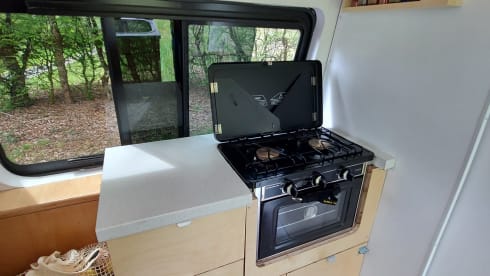 2p Mercedes Sprinter cozy campervan 