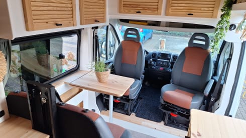 aventura – 4p Citroën bus from 2017