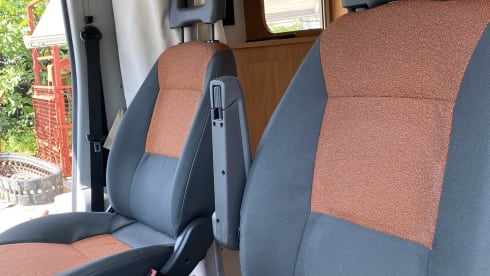 DAKOTA TRAVEL – CAMPER 6 POSTI