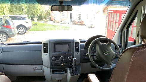 Sadie – 2 berth Mercedes-Benz integrated from 2010