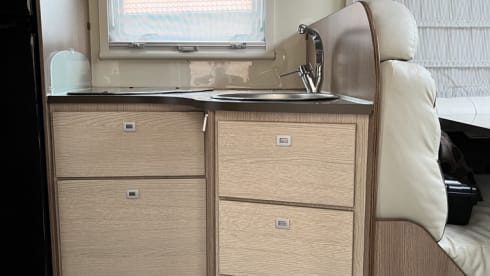 4p McLouis semi-integrated from 2014