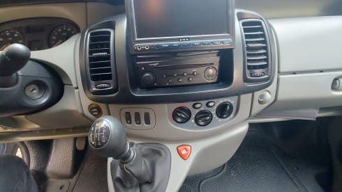 Butler – 4p Renault campervan from 2009