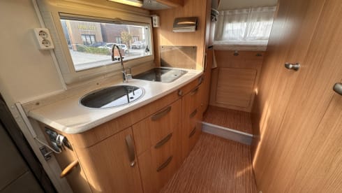 Adria  – Adria met veel optie , luxe en ruimte 