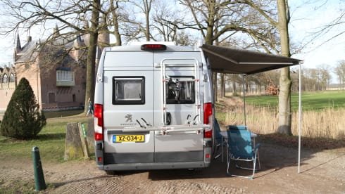 Roja │ Spacious and luxurious double camper