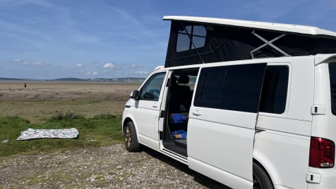 4 berth LWB VW 6.1 Campervan - Newly converted