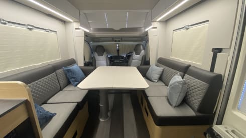 Lamlash – Adria 600 Matrix DT 4 Berth/4 Belts