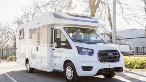 Louis – McLouis semi-integrated from 2024 automatic