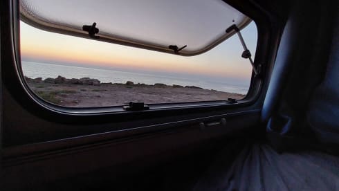 Mycamper – 6-seater attic camper with air conditioning