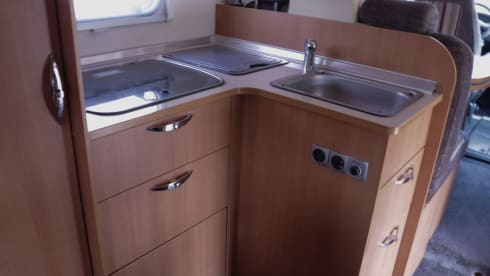 4p Bürstner ixeo 664 half integraal 2013 /airco/cruisecontrol/Hefbed
