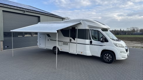 Moon – Fijne Adria camper 5p